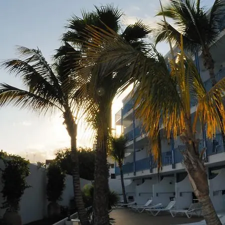 Costa Volcan & Apartment 2*