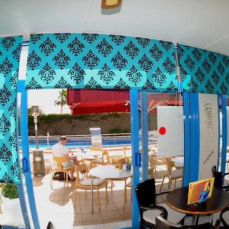 Costa Volcan & 2* Puerto del Carmen (Lanzarote)