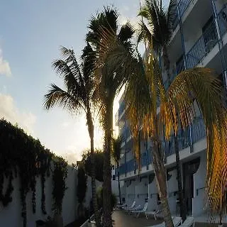 Lägenhetshotell Costa Volcan & Puerto del Carmen (Lanzarote)