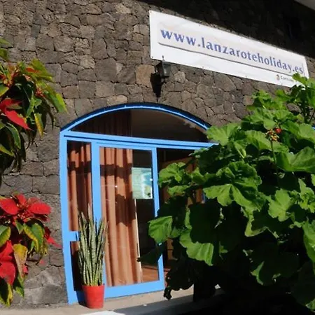 Costa Volcan & Lägenhetshotell Puerto del Carmen (Lanzarote)