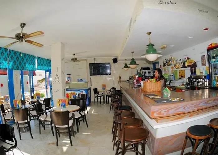 Costa Volcan & מלון דירות פוארטו דל כרמן